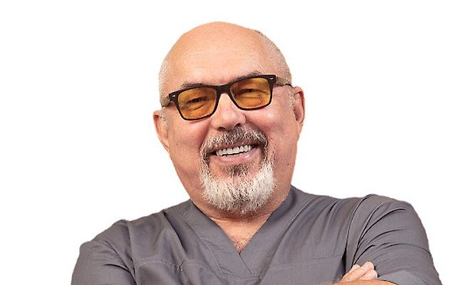 Школьников Игорь Вениаминович