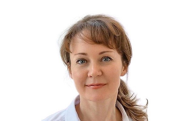 Попова Оксана Сергеевна