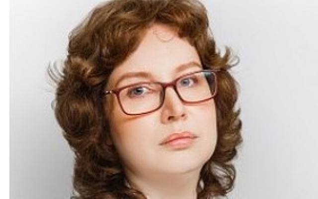 Ломоносова Елена Викторовна