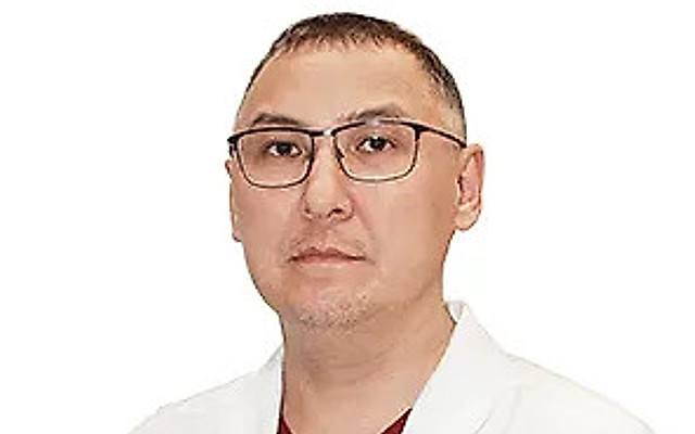 Бадмаев Вениамин Анатольевич