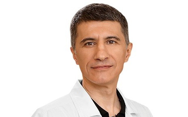 Оганесян Александр Карленович