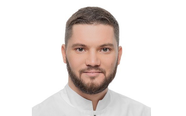 Десятка Максим Эдуардович