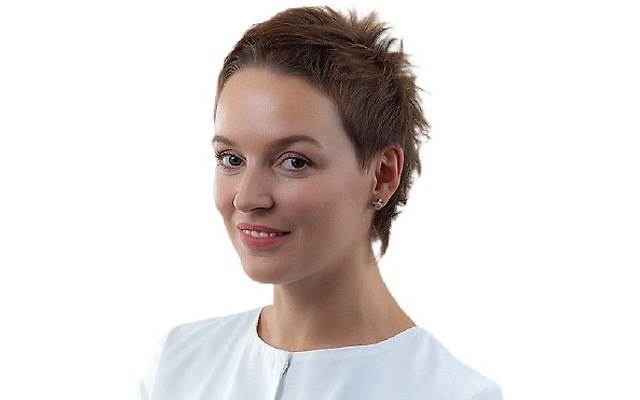 Комарова Юлия Вадимовна