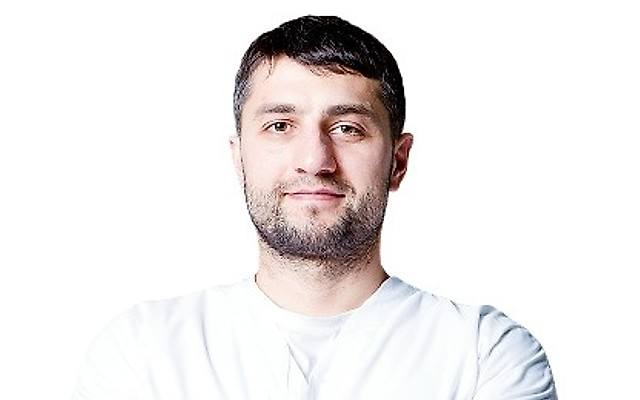 Омаров Руслан Аманулаевич