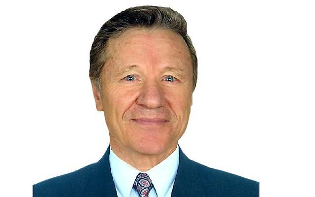 Шутов Юрий Миронович