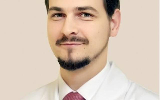 Глумаков Артур Ярославович