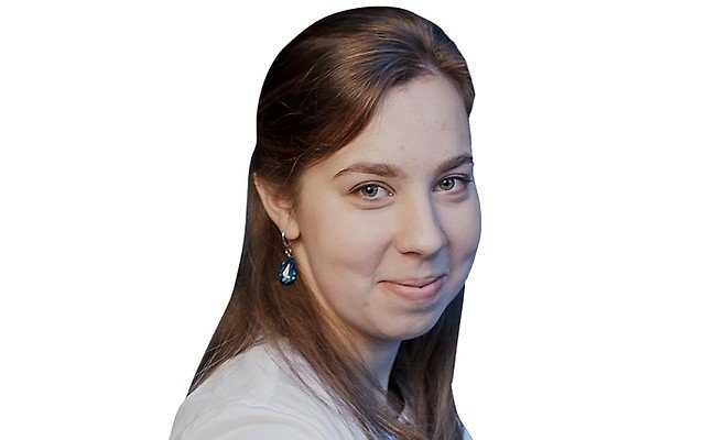 Плужникова Майя Николаевна