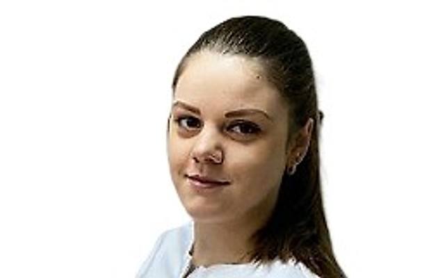 Остахова Юлия Юрьевна